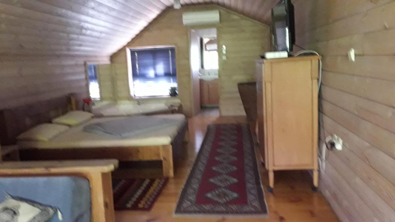 Villa Hosting Orchard à Bet Hillel Extérieur photo